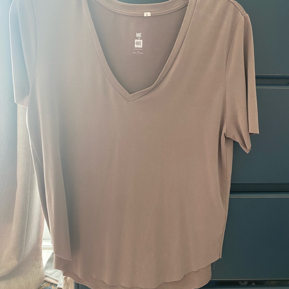v-neck top
